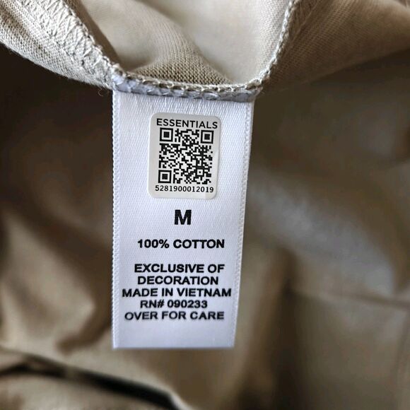 Fear of God Essentials NWT SS20 T-Shirt Oversized Moss Men’s M PacSun Authentic - Picture 5 of 10